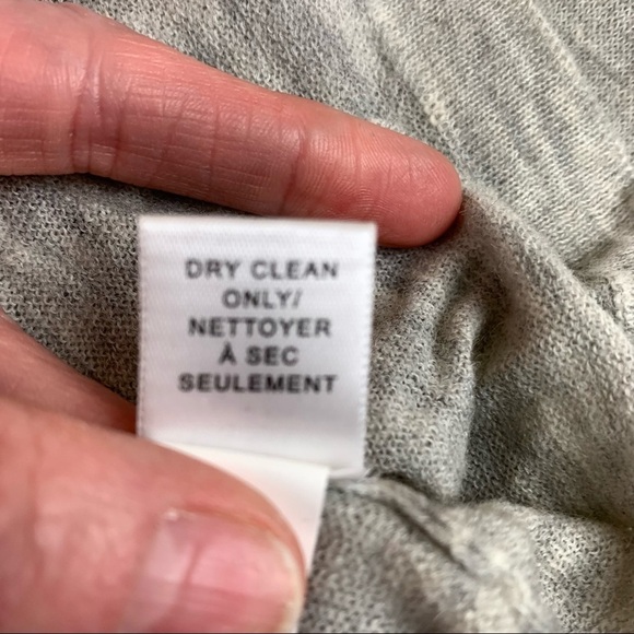 BANANA Republic Grey Italian Yarn Cardigan Medium - Picture 8 of 10